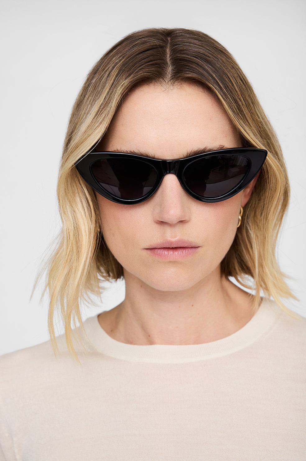 ANINE BING Marsais Sunglasses - Black – ANINE BING EU