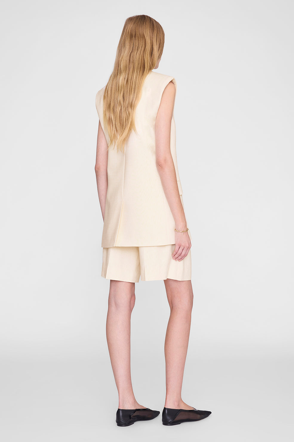 Bryson Short - Cream View 5