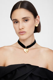 ANINE BING Chunky Heart Velvet Choker - Black And Gold
