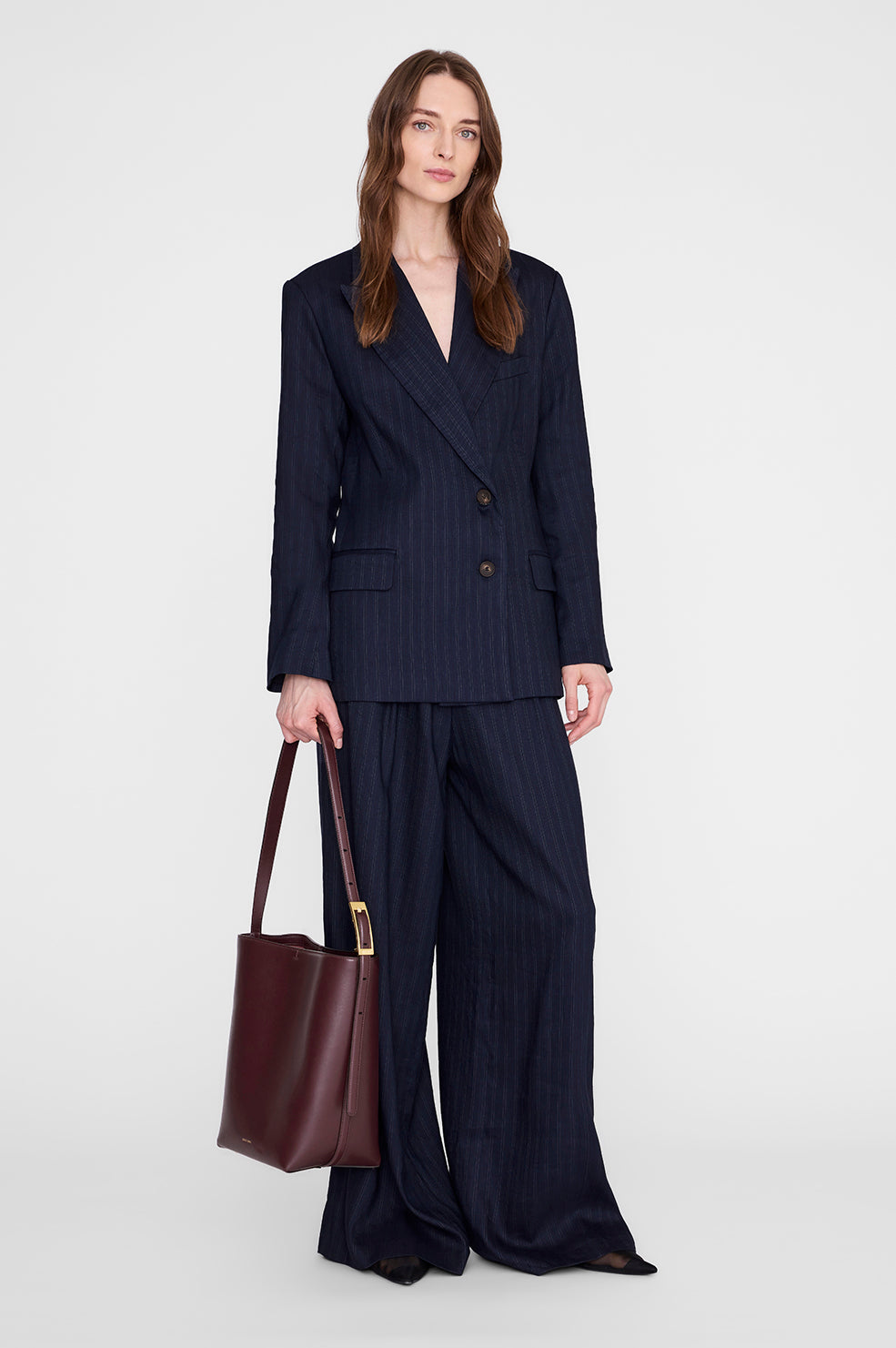 Elly Bucket Bag Grained Leather - Fig View 2