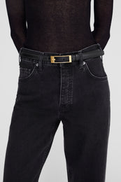 ANINE BING Elly Belt Smooth Leather - Black - on model front detail