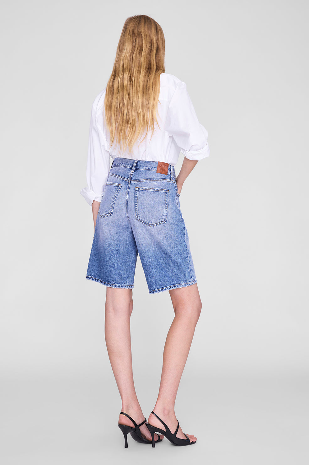 Jasper Short - White View 2
