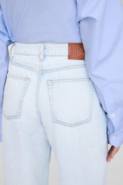 ANINE BING Manon Jean - Ultra Bleached - On Model Back Detail 