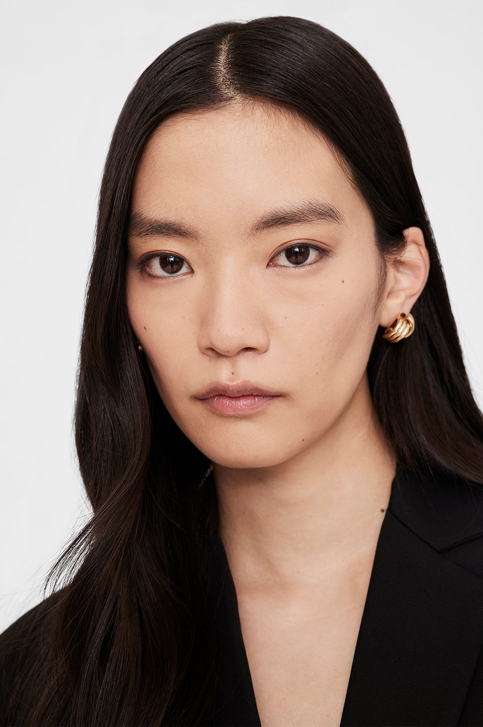 Small Crossover Ribbed Earrings - Gold View 2