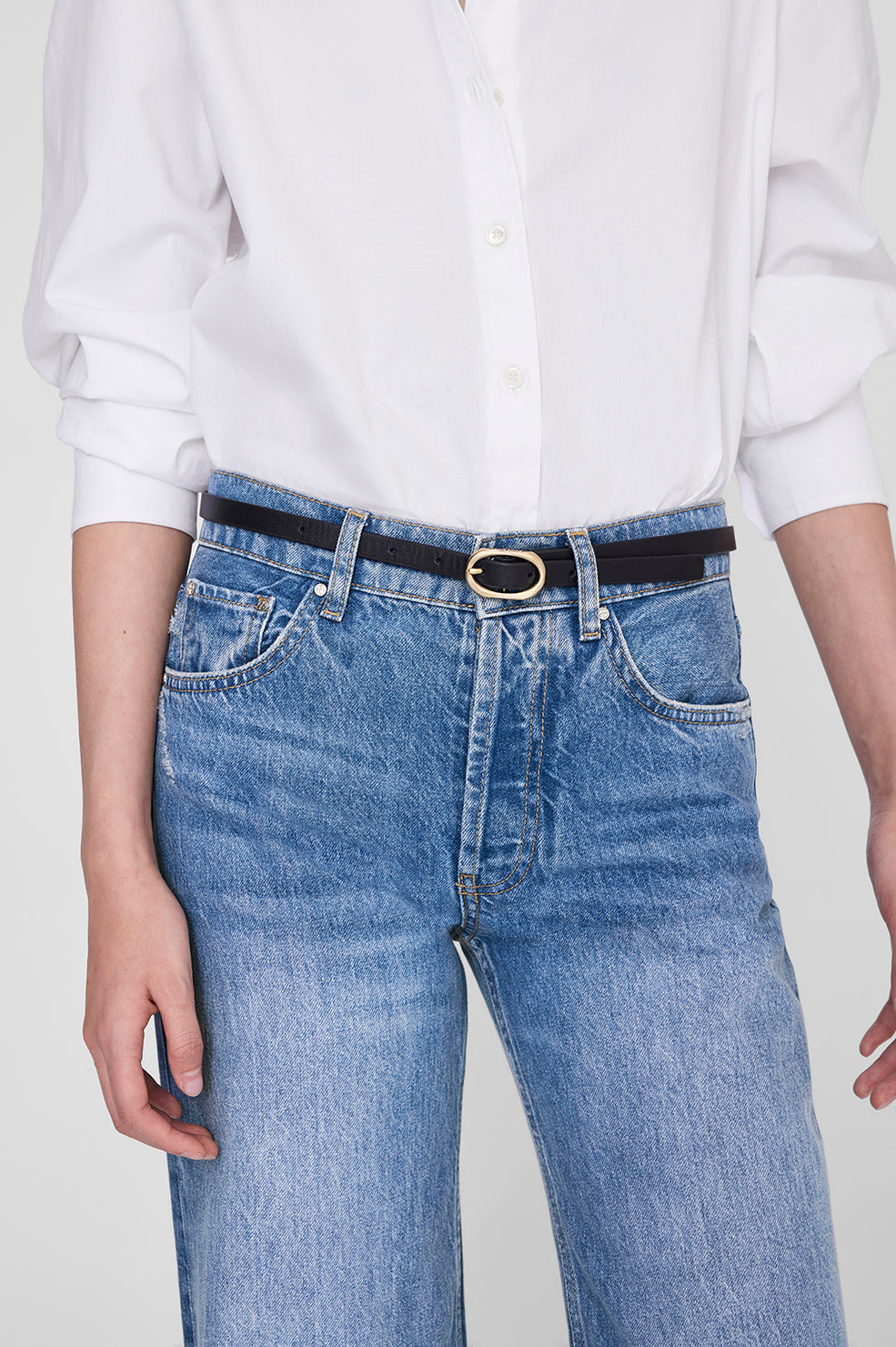 Small Signature Link Belt - Black With Gold View 4