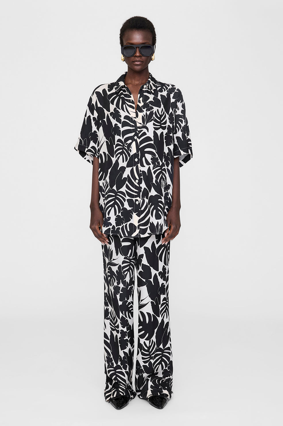 Elain Pant - Black Dot Jacquard View 1