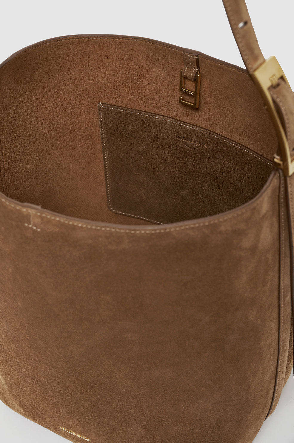 Elly Medium Bucket Bag Grained Leather - Black View 5