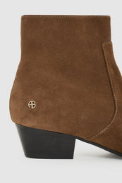 ANINE BING Freya Flat Boots - Tobacco - detail view View