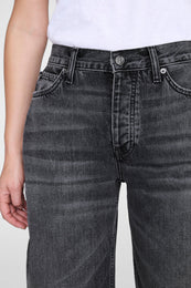 ANINE BING Fritz Jean - Washed Smoke Grey - on model front detail second image
