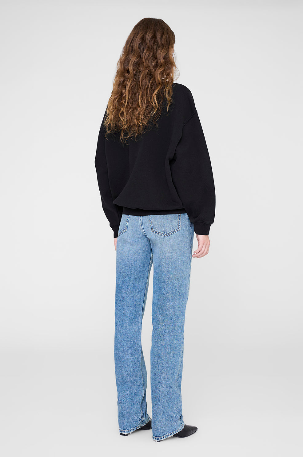 ANINE BING Jaci Sweatshirt Ab Ny - Black - on model back