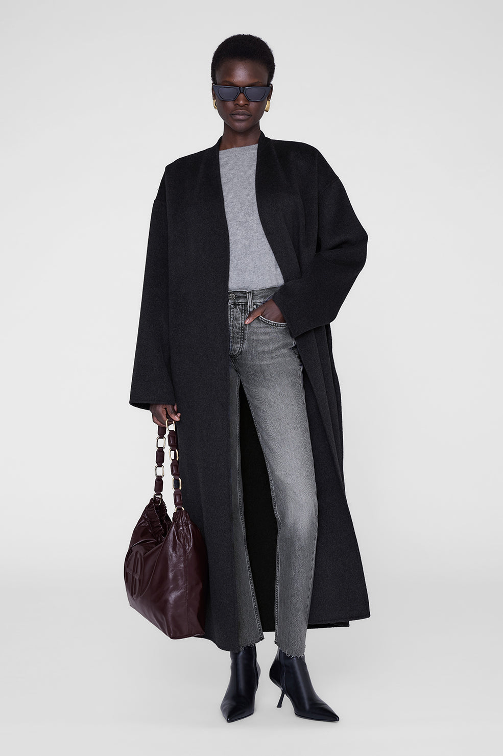 Kate Shoulder Bag - Black View 2