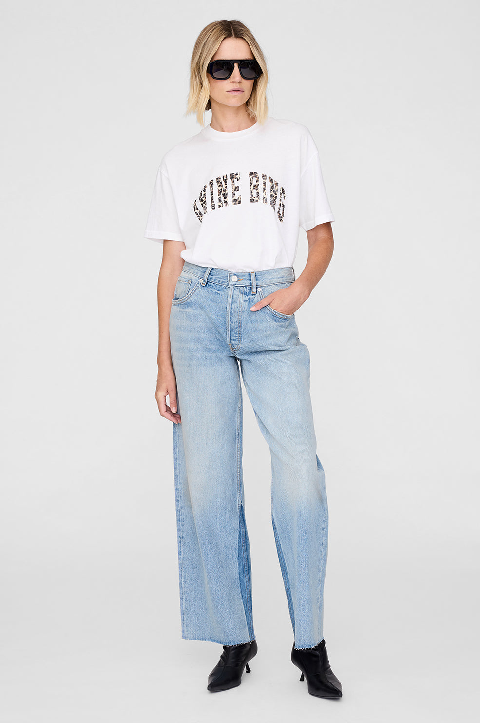 ANINE BING Walker Tee Anine Bing Leopard - Ivory - On Model Front