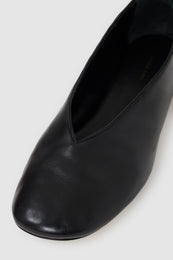 ANINE BING Ana Flats Smooth Leather - Black - detail view