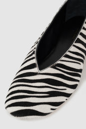 ANINE BING Ana Flats Calf Hair  - Zebra - detail view