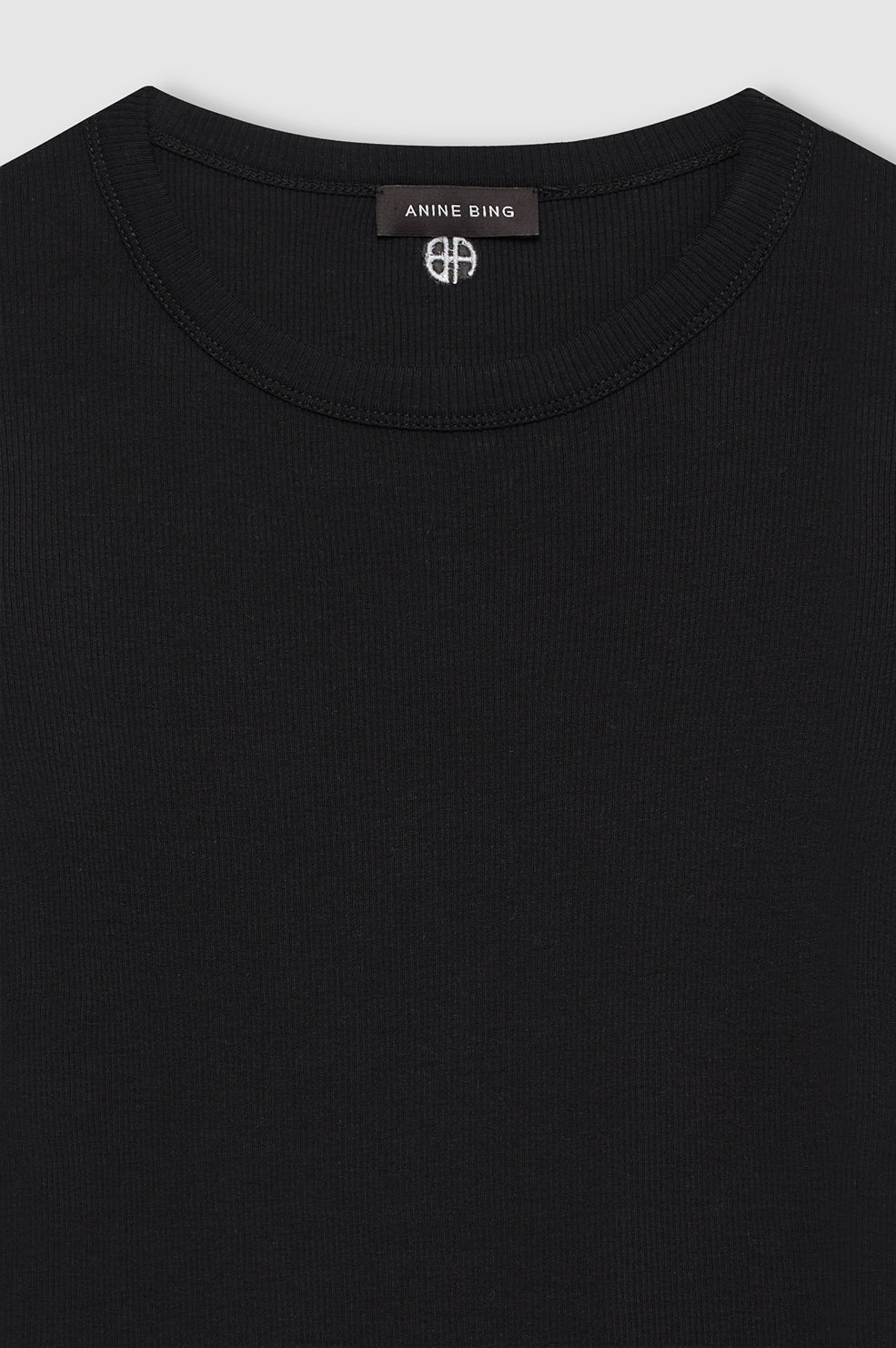 Sixtine Tee Short Sleeve - Black View 4