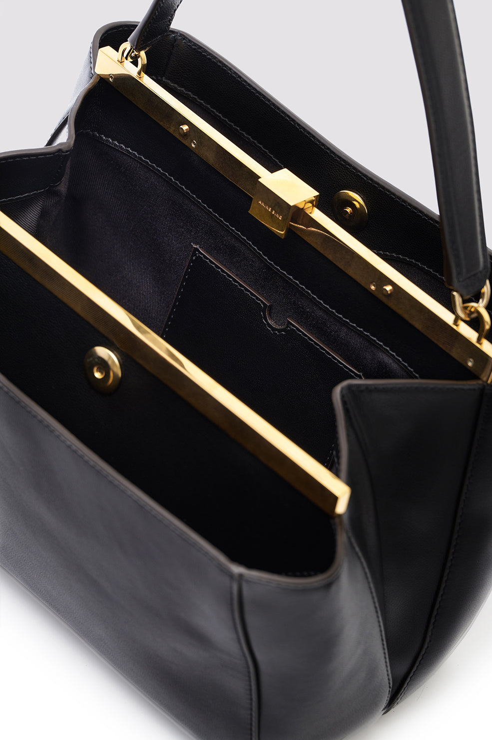 Small Anine Avenue Bag Grained Leather - Black View 4