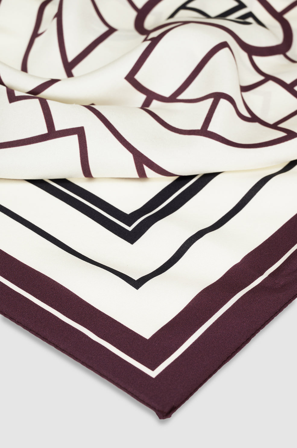 York Scarf Ab - Black View 4