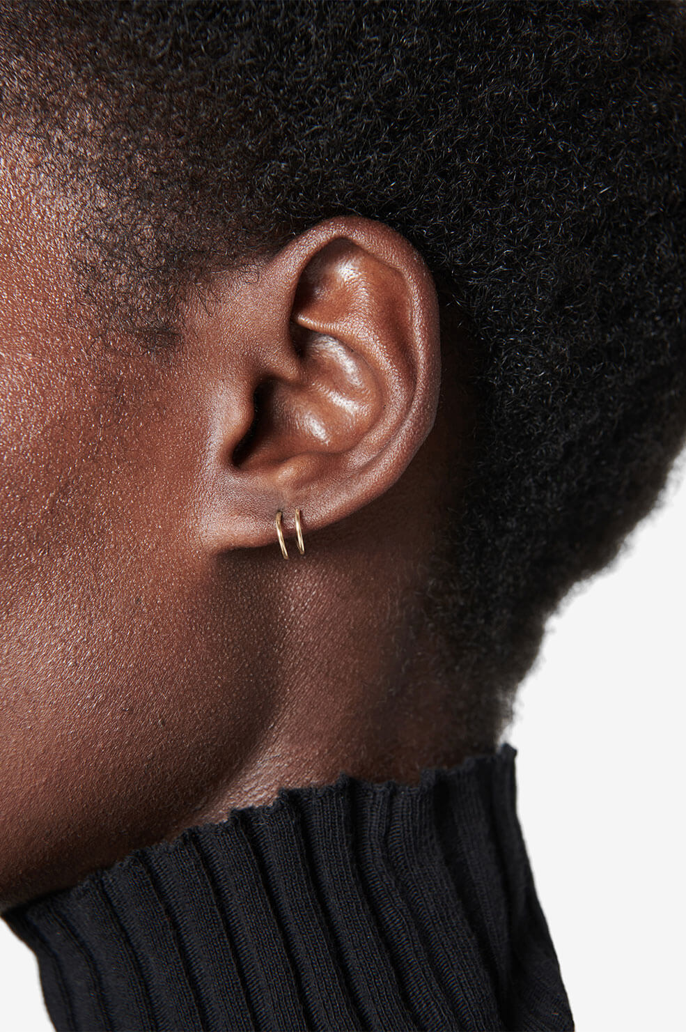 Delicate Spiral Hoop Earring - Gold View 2